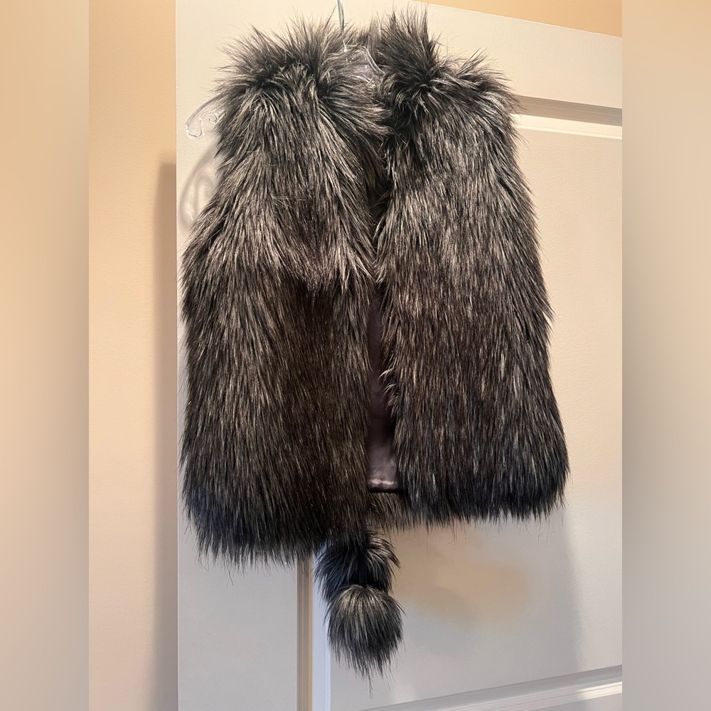 American Widgeon Faux Fur Girls Vest size 12